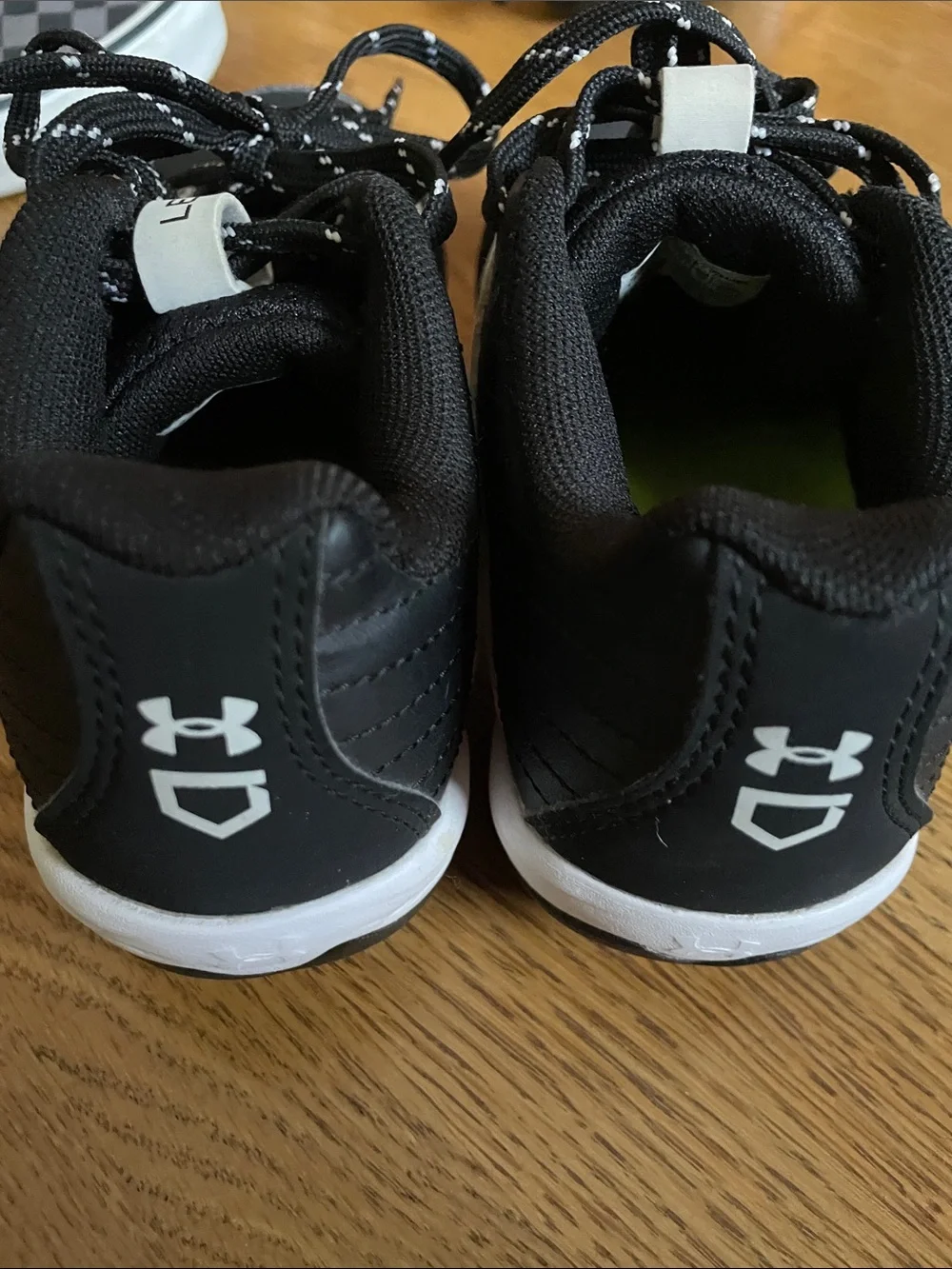 Under Armour Leadoff Low RM Jr. baseball cleats size 13 boys sports shoes